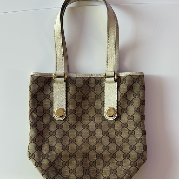 Gucci Beige and Cream Women's Tote Bag - Picture 1 of 9